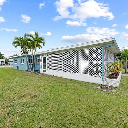 Uptown Cottage - Walk To The Beach And Restaurants Cocoa Beach Esterno foto