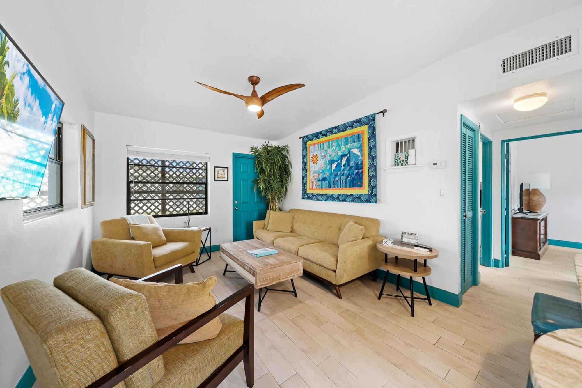 Uptown Cottage - Walk To The Beach And Restaurants Cocoa Beach Esterno foto
